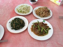 -南汇老顾农家乐采摘大团水蜜桃采摘店