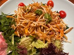 -老滇山寨•云南特色菜•地方菜•民族风情歌舞表演(金碧店)