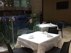 露天位-巴陵全鱼席(湖南老字号汴河街店 )