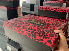 -莱尔斯丹展示厅(盈毅鞋厂店)