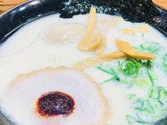 横滨拉面-横浜家系ラーメン壱角家(新宿アルタ裏店)