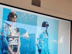 -王府井奥莱临潼小镇(临潼店)