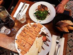 餐具摆设-Le Comptoir de la Gastronomie