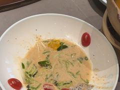 -东口码头·烧鸽子·鱼头泡饼·地方菜(金鹰悦城店)