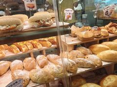 -Caidie Bakery采蝶轩(百越店)