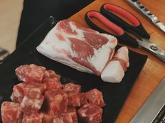 雪花肉粒-肉甲韩国木炭烤肉(新壹街1店)