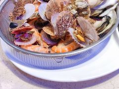 乳山生蚝-船梆煮•蒸汽海鲜·炉火烤肉(五四广场店)