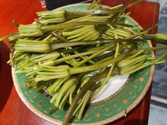 -菌之家·专业纯野生菌火锅·特色炒菌