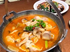 -老滇山寨•云南特色菜•地方菜•民族风情歌舞表演(金碧店)