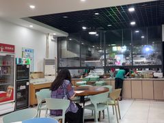 -老何家后安粉·糟粕醋海鲜火锅(三亚湾椰梦长廊店)