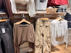 -Brandy Melville