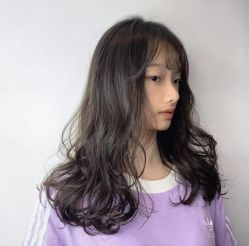 -时尚殿堂明星门店