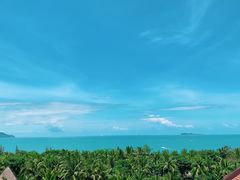 -三亚湾海居铂尔曼度假酒店