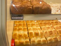 -HOT CRUSH趁热集合·现烤面包(环球港店)
