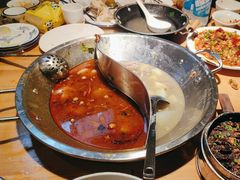 -大众跷脚牛肉馆·非遗传承单位(峨眉山店)