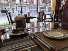 -上海和平饭店维克多咖啡厅 Victor's