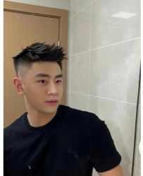 -朗峰专业美发沙龙