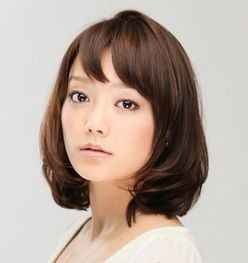 -时尚殿堂明星门店