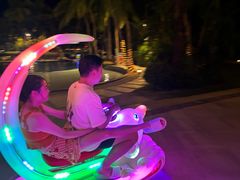 -三亚湾海居铂尔曼度假酒店