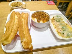 -南城香·饭香串香馄饨香(青年路店)