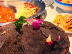 -茅草房·河畔园林火锅