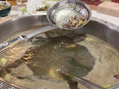-乡土黄·鲜牛肉火锅·小龙虾(兴业街店)