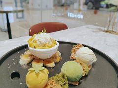 云顶椰香-哈根达斯(城西银泰店)