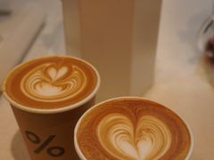 西班牙拿铁-% Arabica阿拉比卡咖啡(武康路店)