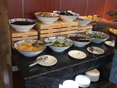 自助调料区-汇泉王朝大饭店-旋转餐厅(南海路店)