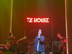 -TZ House音乐现场(来福士中心店)