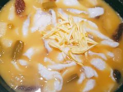 -渔语鱼酸菜鱼新川菜(来福士店)