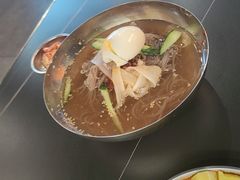 -许哥东北烧烤·铁丳烤串·宫后夹肉(繁花中心店)