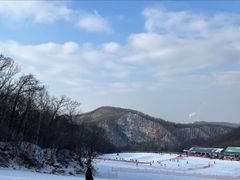 -五家山森林公园滑雪场