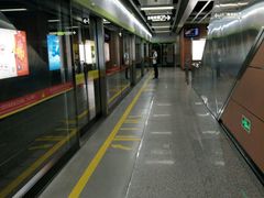 龙溪-地铁站-龙溪(地铁站)