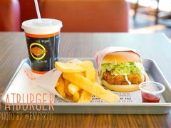 -FATBURGER 特富客汉堡(外交公寓店)
