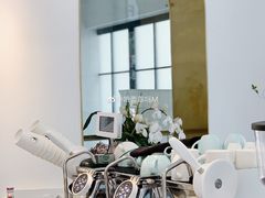 餐具摆设-Fridi Patisserie Cafe