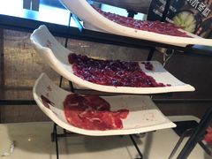 -左庭右院鲜牛肉火锅(浦江欢乐颂店)