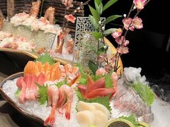 -蟹犇前•帝王蟹雪蟹(陆家嘴店)