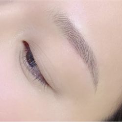 -初心纹眉洗眉·美睫专业店