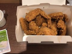 -BHC炸鸡(明洞总店)