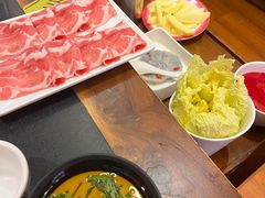 -沸炉重庆老火锅(军事博物馆店)