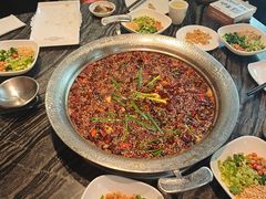 -老船舫·现做活鲜鱼馆(东郊记忆店)