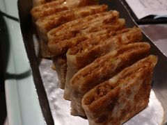 京东肉饼-新沸腾鱼乡(世贸天阶店)