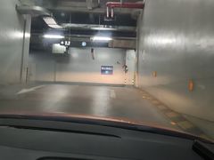 -复旦大学附属中山医院东院区-停车场