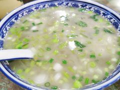 羊肉汤-壹阁胡羊焖饼(特色小吃街店)