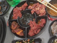 -啊美丽炭火烤肉(滑翔一店)