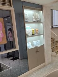 -咪咪专业脱毛连锁机构