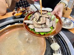 -阿山卓·野生菌火锅·纳西火塘烤肉