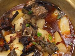 -破瓦寒窑·地摊烤羊排