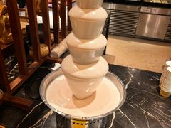 -广州万富希尔顿酒店·感趣自助餐厅·金秋蟹宴生蚝海鲜刺身